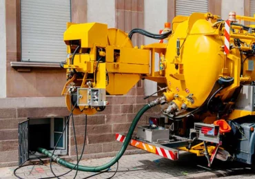 Vidange complète avec extraction de boue et de graisse